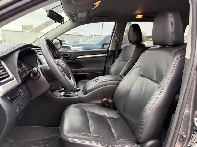 used 2014 Toyota Highlander car, priced at $14,000