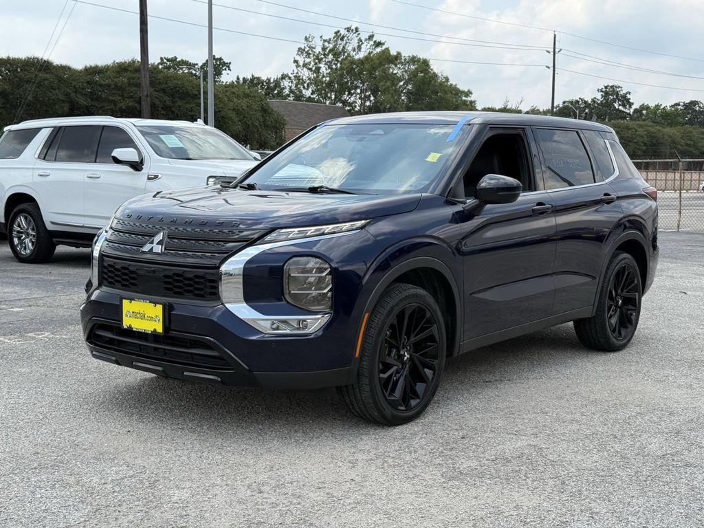 used 2022 Mitsubishi Outlander car, priced at $21,000
