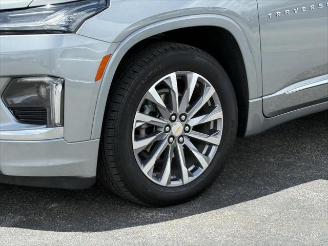 used 2023 Chevrolet Traverse car, priced at $37,500