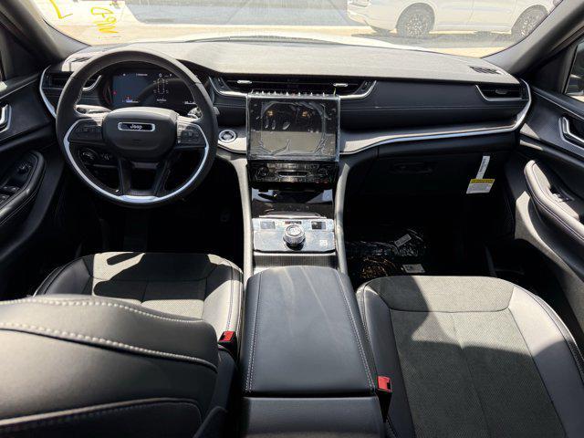 new 2025 Jeep Grand Cherokee L car, priced at $37,385