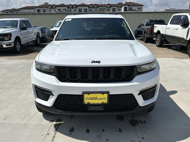 new 2024 Jeep Grand Cherokee car, priced at $38,198