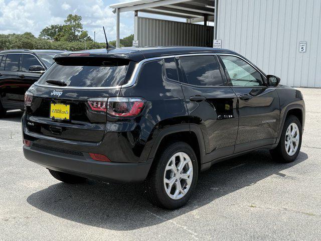new 2024 Jeep Compass car, priced at $22,979