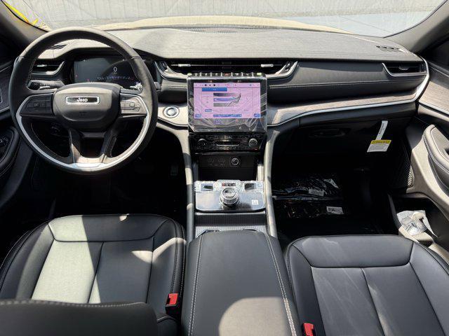 new 2025 Jeep Grand Cherokee L car, priced at $42,282