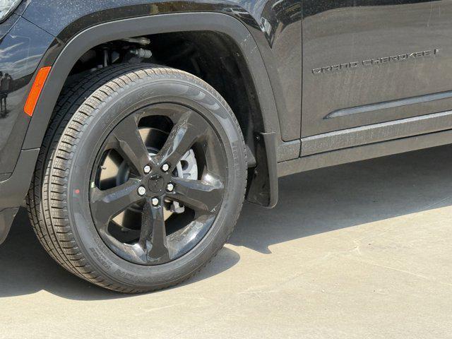 new 2025 Jeep Grand Cherokee L car, priced at $42,282