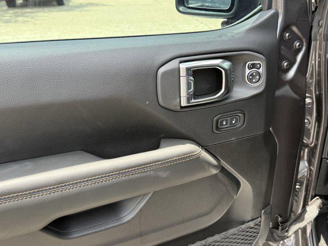 new 2025 Jeep Wrangler car, priced at $48,453