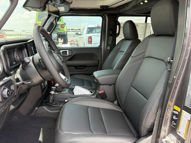 new 2025 Jeep Wrangler car, priced at $48,453
