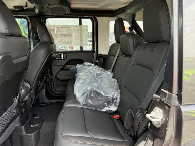 new 2025 Jeep Wrangler car, priced at $48,453