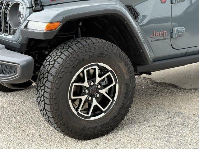 new 2025 Jeep Gladiator car, priced at $47,307