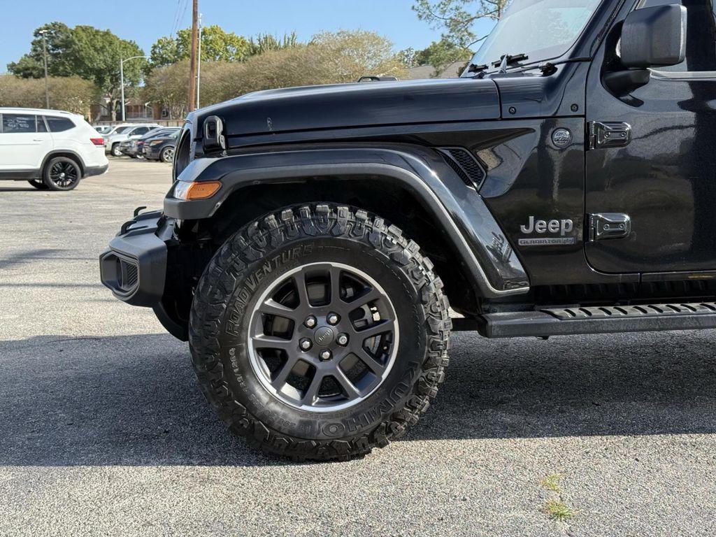 used 2021 Jeep Gladiator car, priced at $30,000