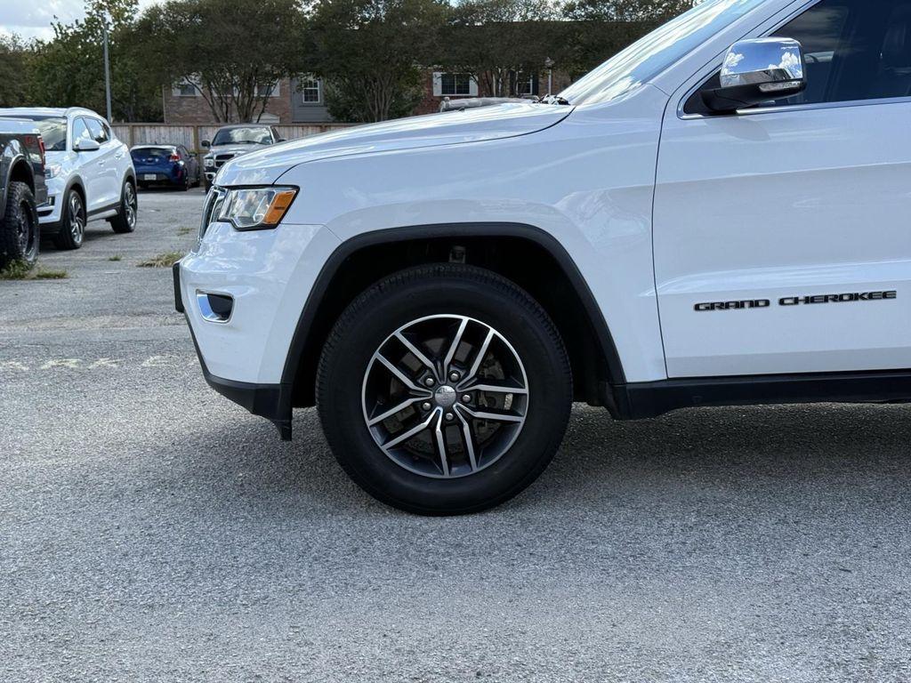 used 2018 Jeep Grand Cherokee car, priced at $17,000
