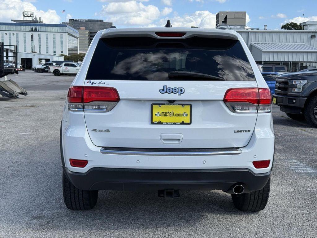 used 2018 Jeep Grand Cherokee car, priced at $17,000