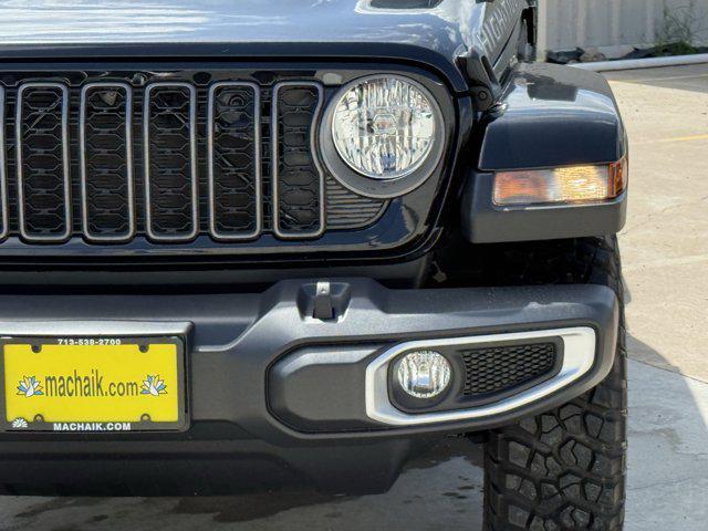 new 2025 Jeep Gladiator car, priced at $37,861