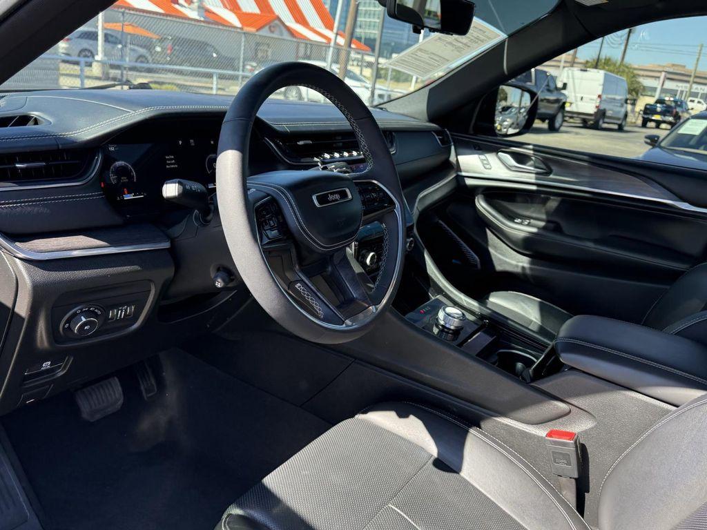 used 2023 Jeep Grand Cherokee car, priced at $32,000