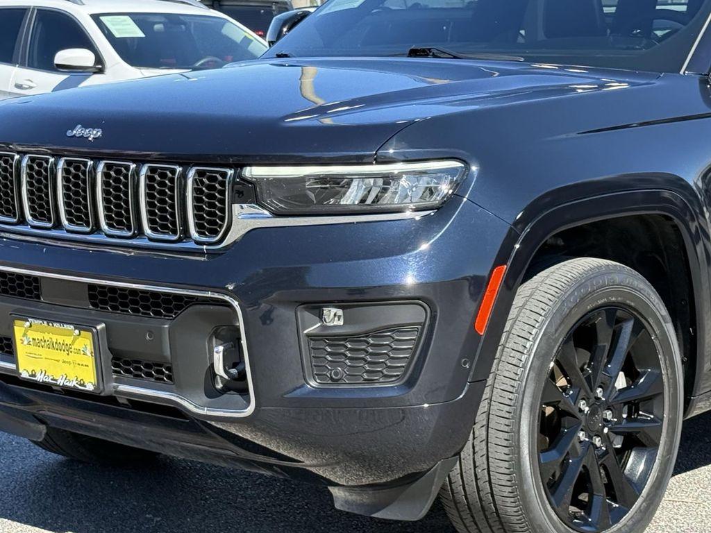 used 2023 Jeep Grand Cherokee car, priced at $32,000