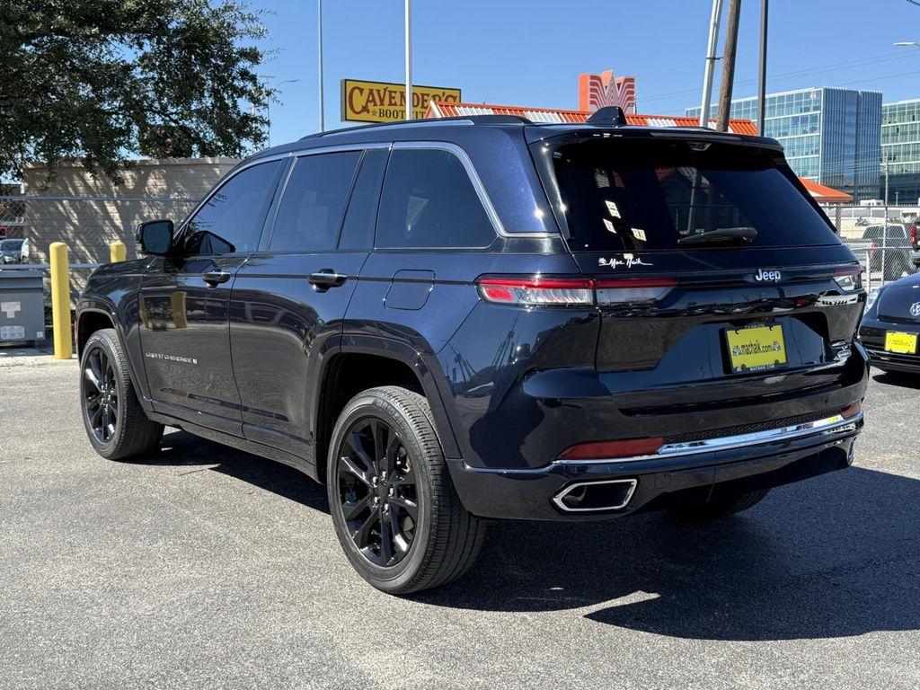used 2023 Jeep Grand Cherokee car, priced at $32,000