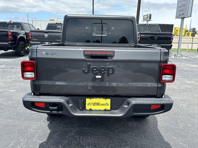 new 2024 Jeep Gladiator car, priced at $37,064