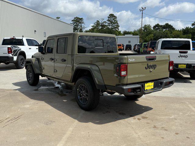 new 2025 Jeep Gladiator car, priced at $37,638