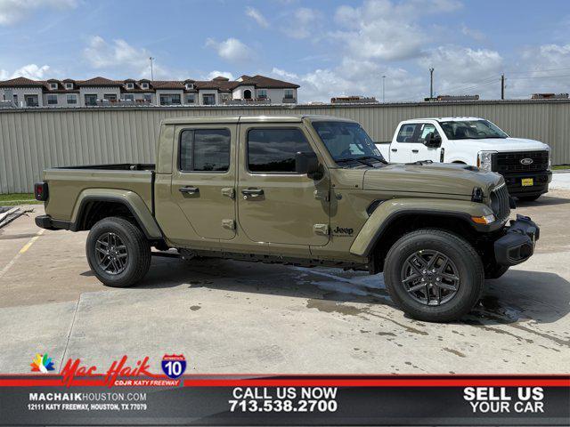 new 2025 Jeep Gladiator car, priced at $37,638