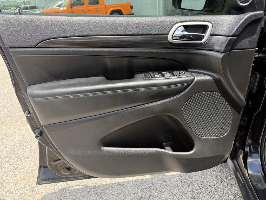 used 2021 Jeep Grand Cherokee car, priced at $21,000