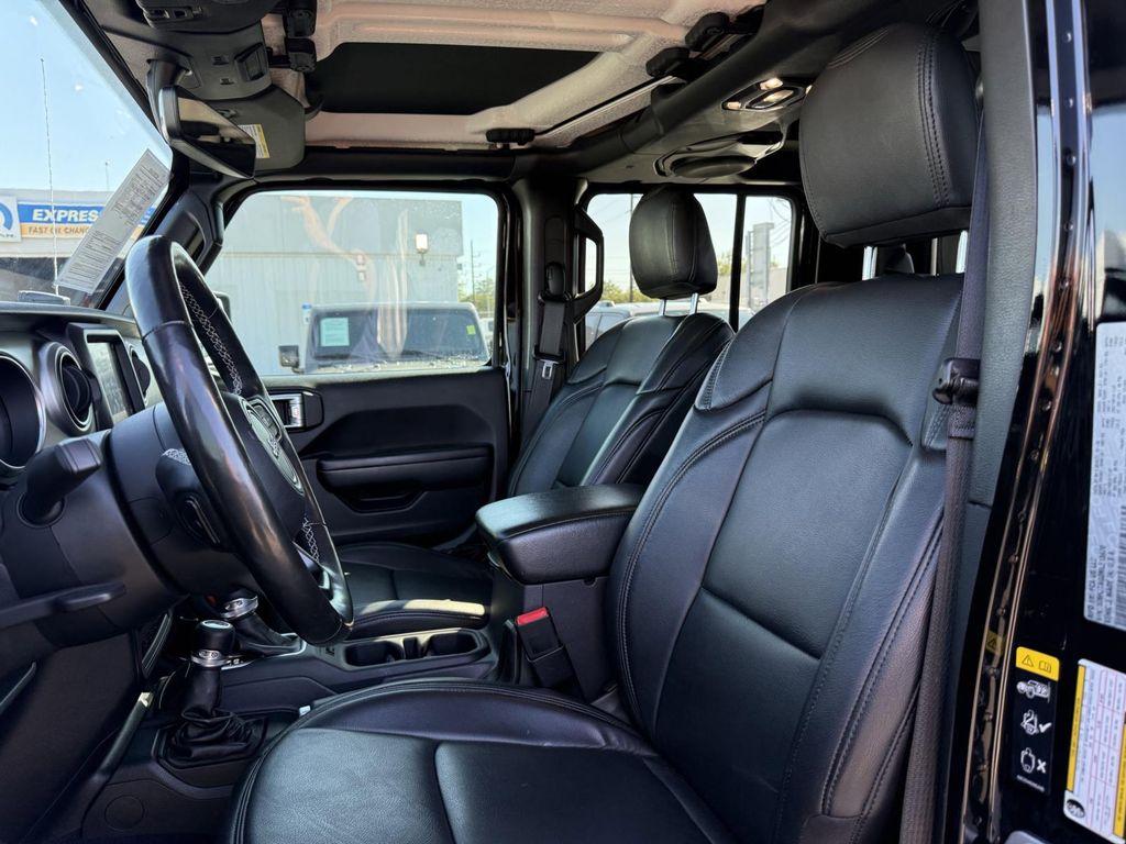 used 2021 Jeep Gladiator car, priced at $32,000