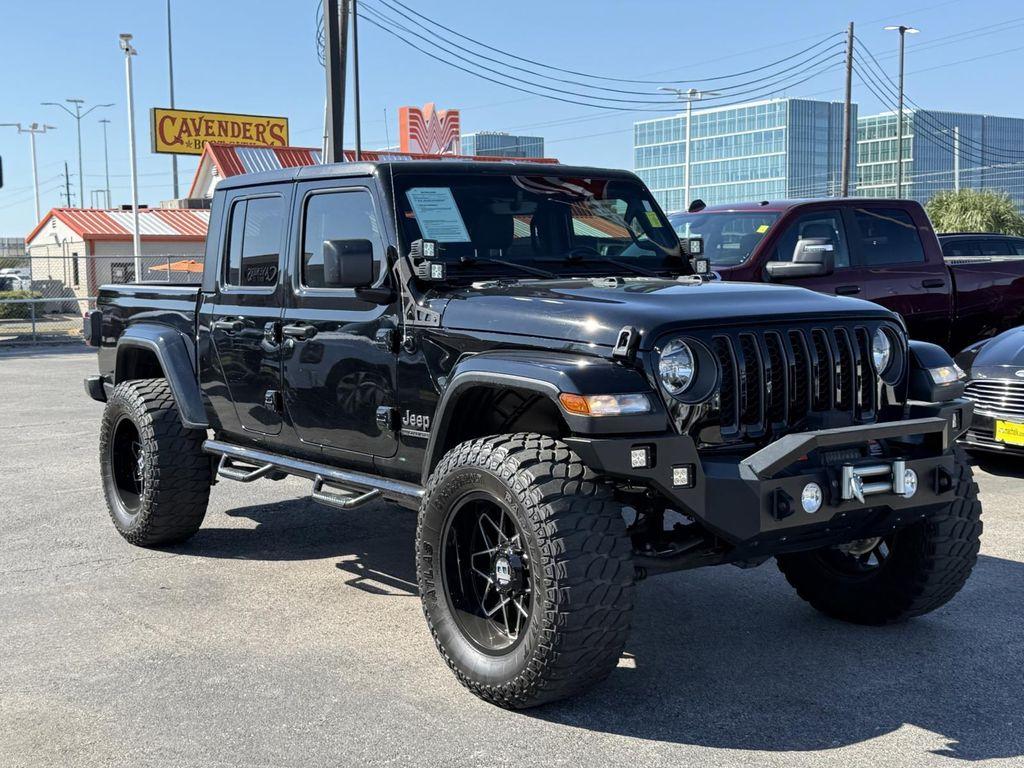 used 2021 Jeep Gladiator car, priced at $32,000