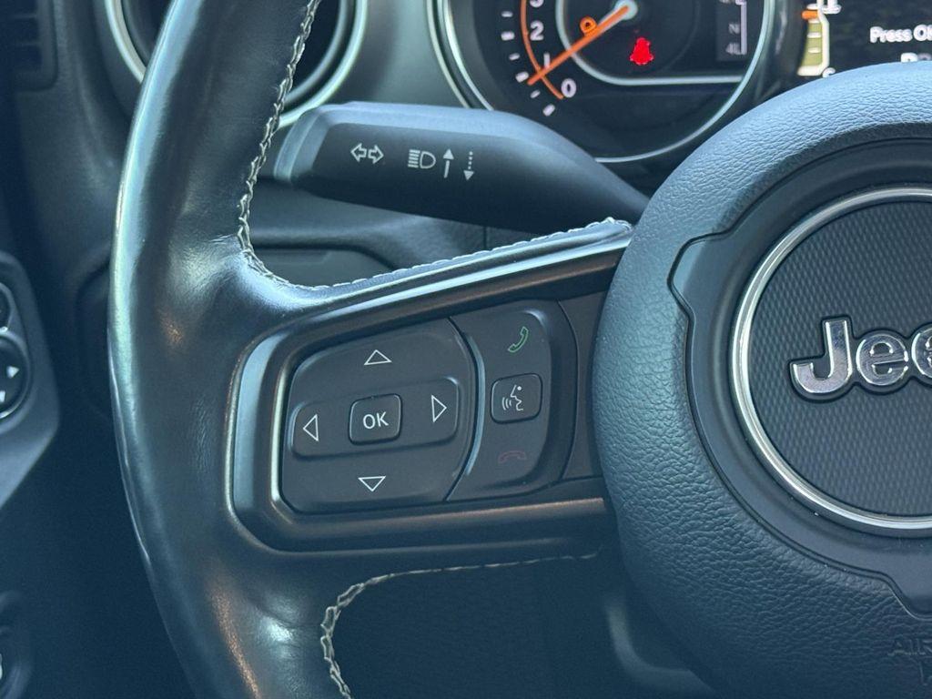 used 2021 Jeep Gladiator car, priced at $32,000