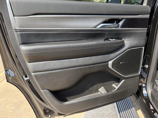 new 2025 Jeep Wagoneer car, priced at $69,169