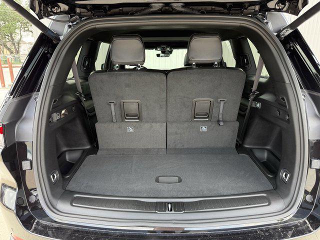 new 2025 Jeep Grand Cherokee L car, priced at $37,985