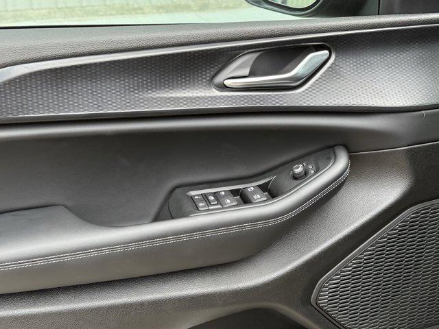 new 2025 Jeep Grand Cherokee car, priced at $33,750