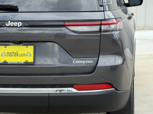 new 2025 Jeep Grand Cherokee car, priced at $33,750