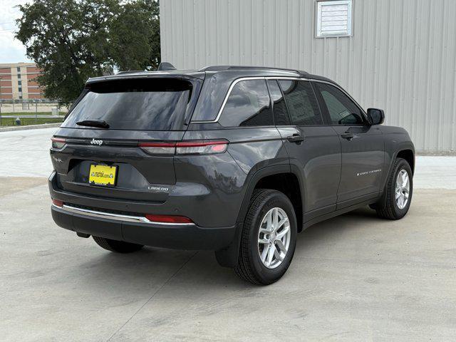 new 2025 Jeep Grand Cherokee car, priced at $33,750