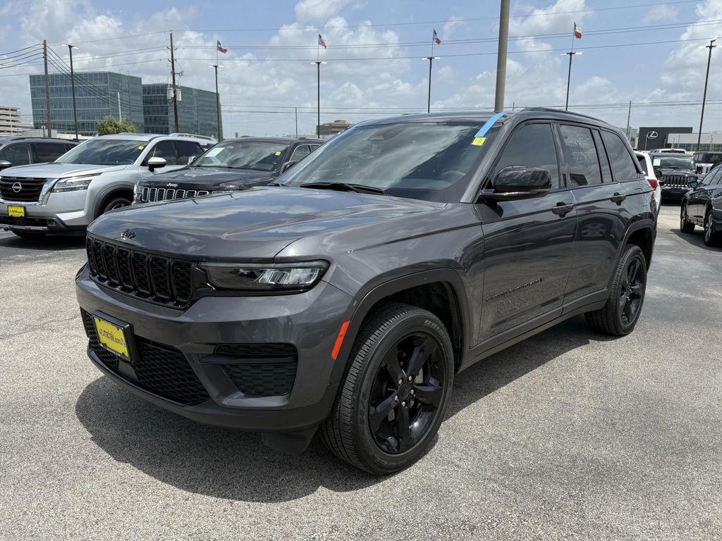 used 2023 Jeep Grand Cherokee car, priced at $28,700