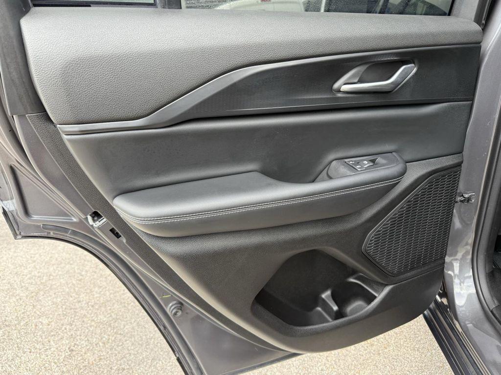 used 2023 Jeep Grand Cherokee car, priced at $28,700