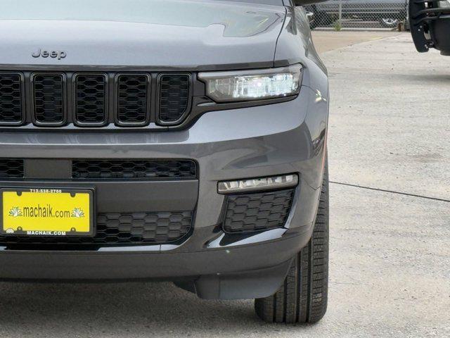 new 2025 Jeep Grand Cherokee L car, priced at $42,461