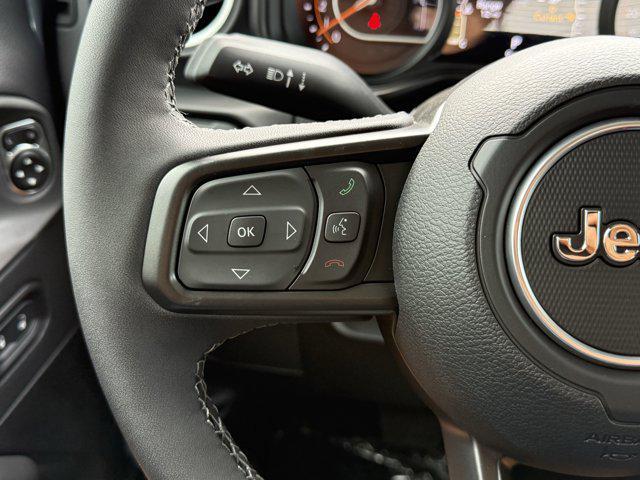new 2025 Jeep Gladiator car, priced at $40,721