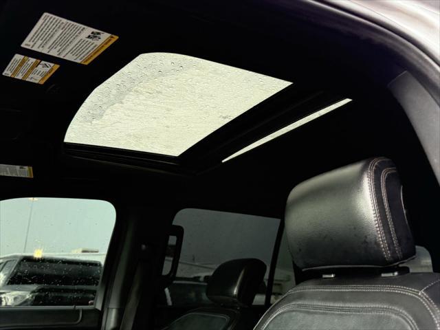 used 2020 Ford Expedition car, priced at $28,000