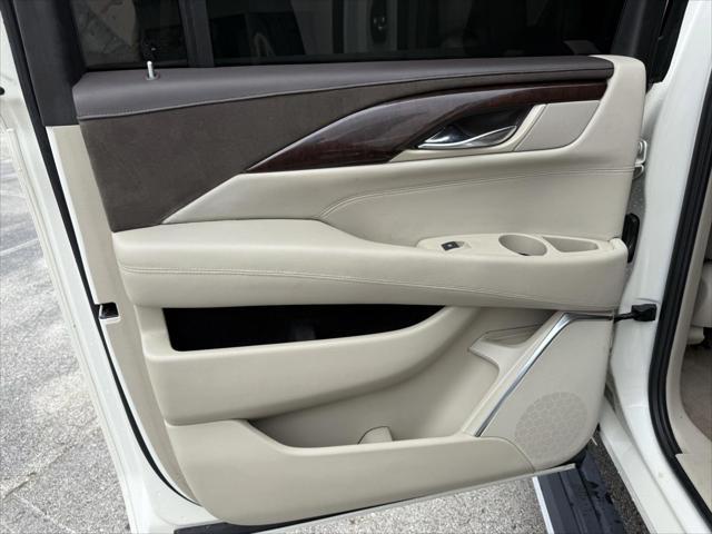 used 2015 Cadillac Escalade ESV car, priced at $20,500