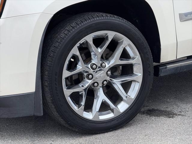 used 2015 Cadillac Escalade ESV car, priced at $25,000