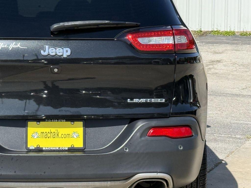 used 2016 Jeep Cherokee car, priced at $14,000