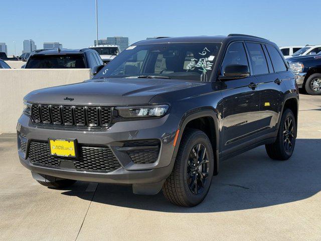 new 2024 Jeep Grand Cherokee car, priced at $33,989