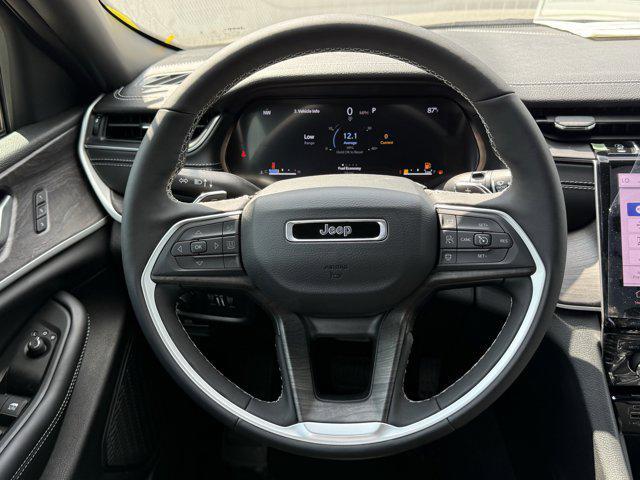 new 2025 Jeep Grand Cherokee L car, priced at $39,260