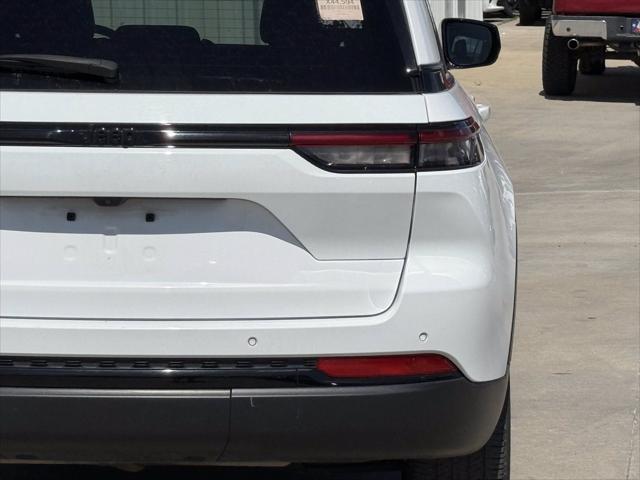 used 2023 Jeep Grand Cherokee car, priced at $33,500