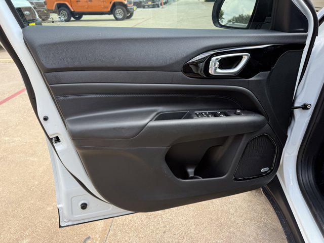 new 2025 Jeep Compass car, priced at $33,834