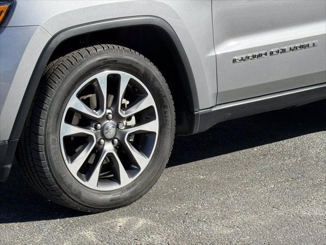 used 2018 Jeep Grand Cherokee car, priced at $14,500