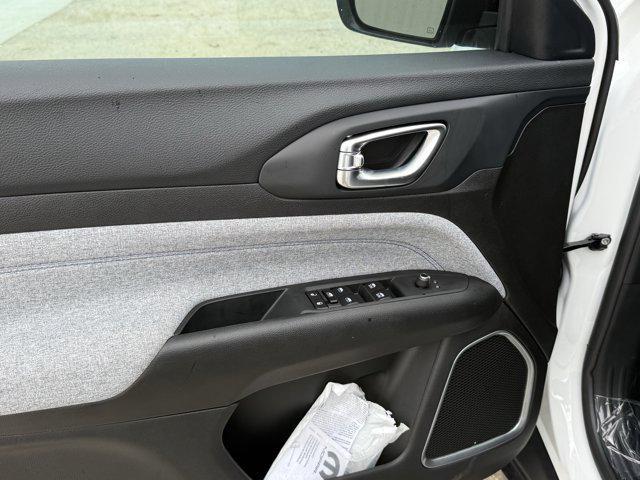 new 2025 Jeep Compass car, priced at $24,507