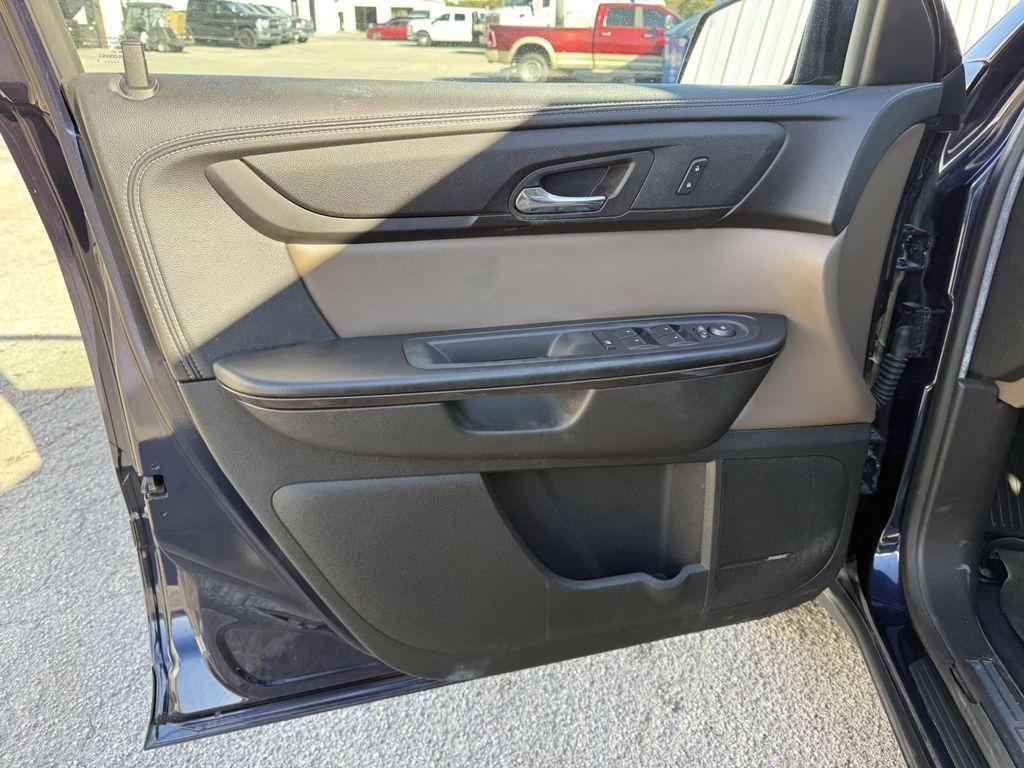 used 2015 GMC Acadia car, priced at $12,000