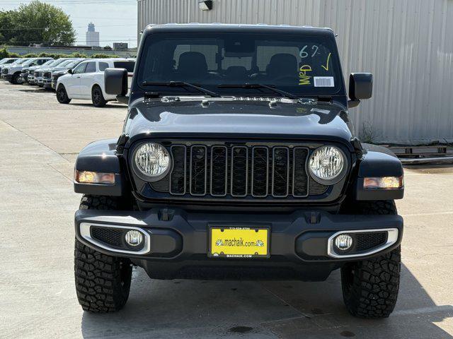 new 2025 Jeep Gladiator car, priced at $37,868