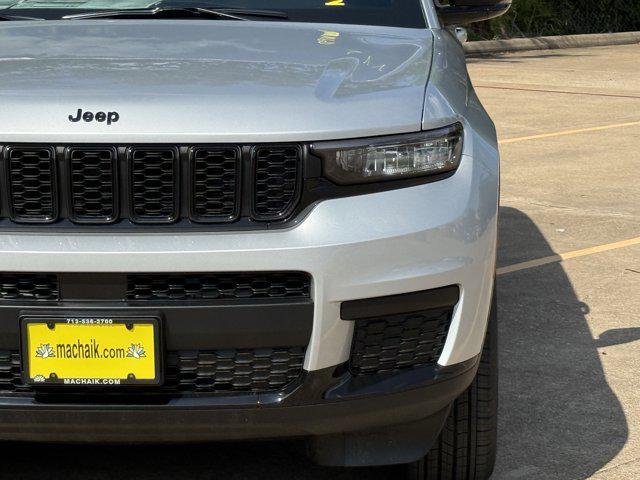 new 2025 Jeep Grand Cherokee L car, priced at $39,885
