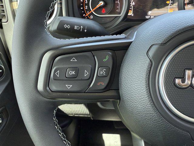 new 2025 Jeep Gladiator car, priced at $43,006