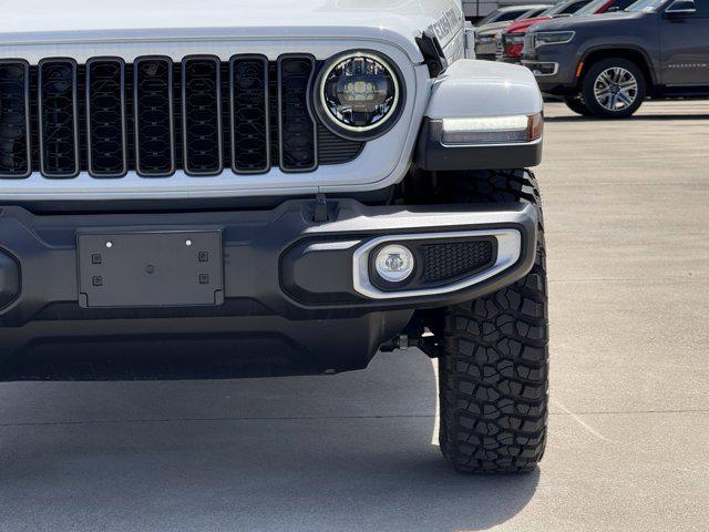 new 2025 Jeep Gladiator car, priced at $43,006